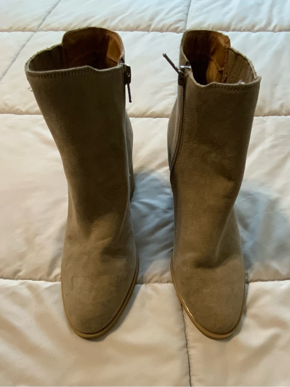 Lauren Conrad Women’s Taupe Faux Suede Ankle Boots - Sleek Zip Detail Size 9